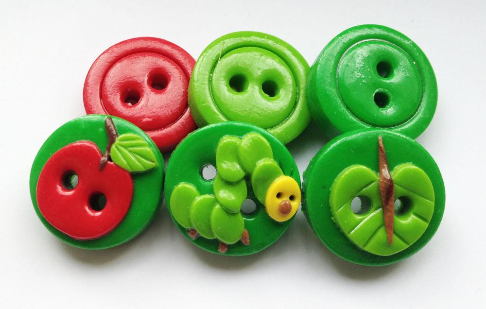 Caterpillar - set of 5 polymer clay buttons