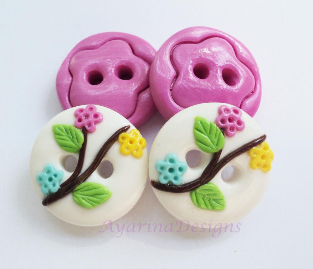 Flower branch - set of 4 polymer clay buttons ( 3/4")